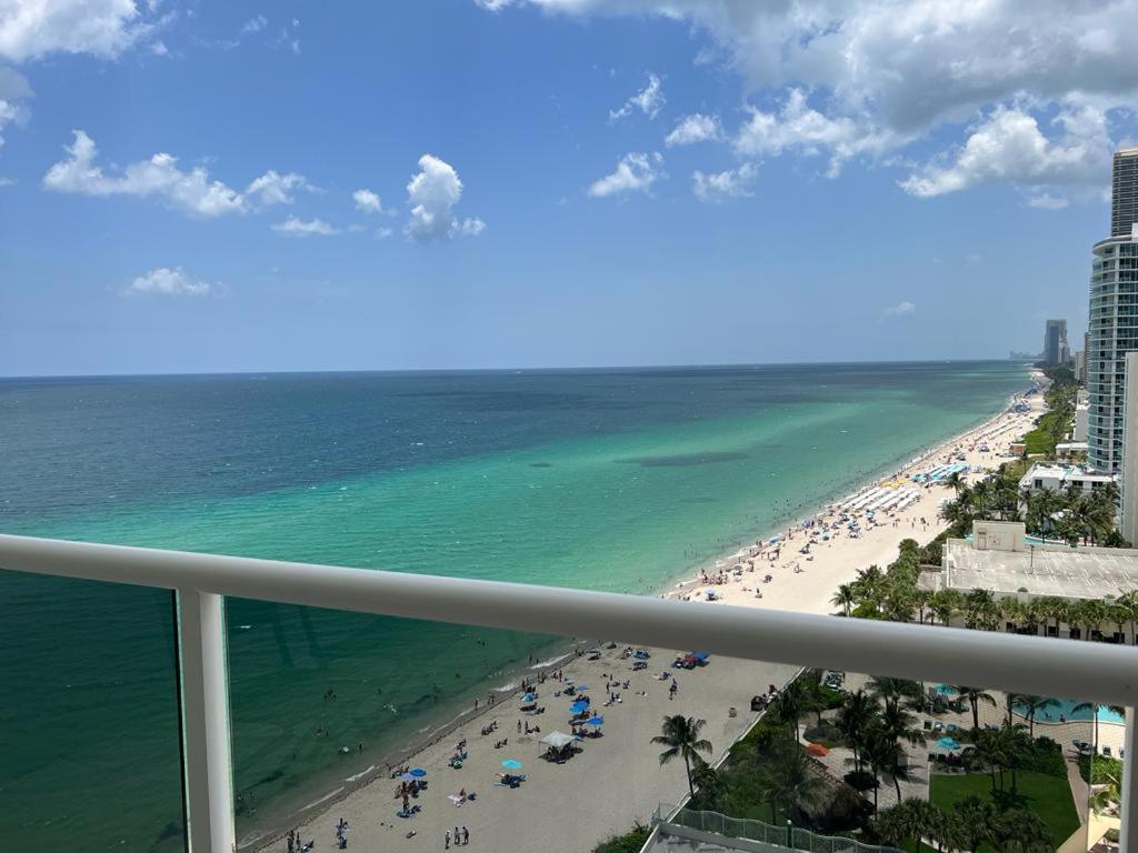 Penthouse Beach Front 1St Line, 2 Bedroom 2 Ba, New Decoration & Furnitures, Unobstructed View Of The Beautiful Atlantic, Free Parking Hollywood Ngoại thất bức ảnh